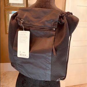 Lululemon NWT Backpack